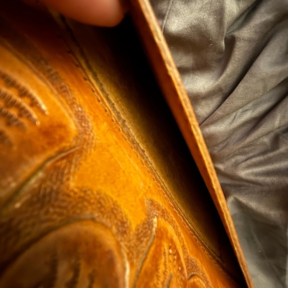 Hand Tooled Genuine Leather Bag c.1960-70s - Picture 7 of 12